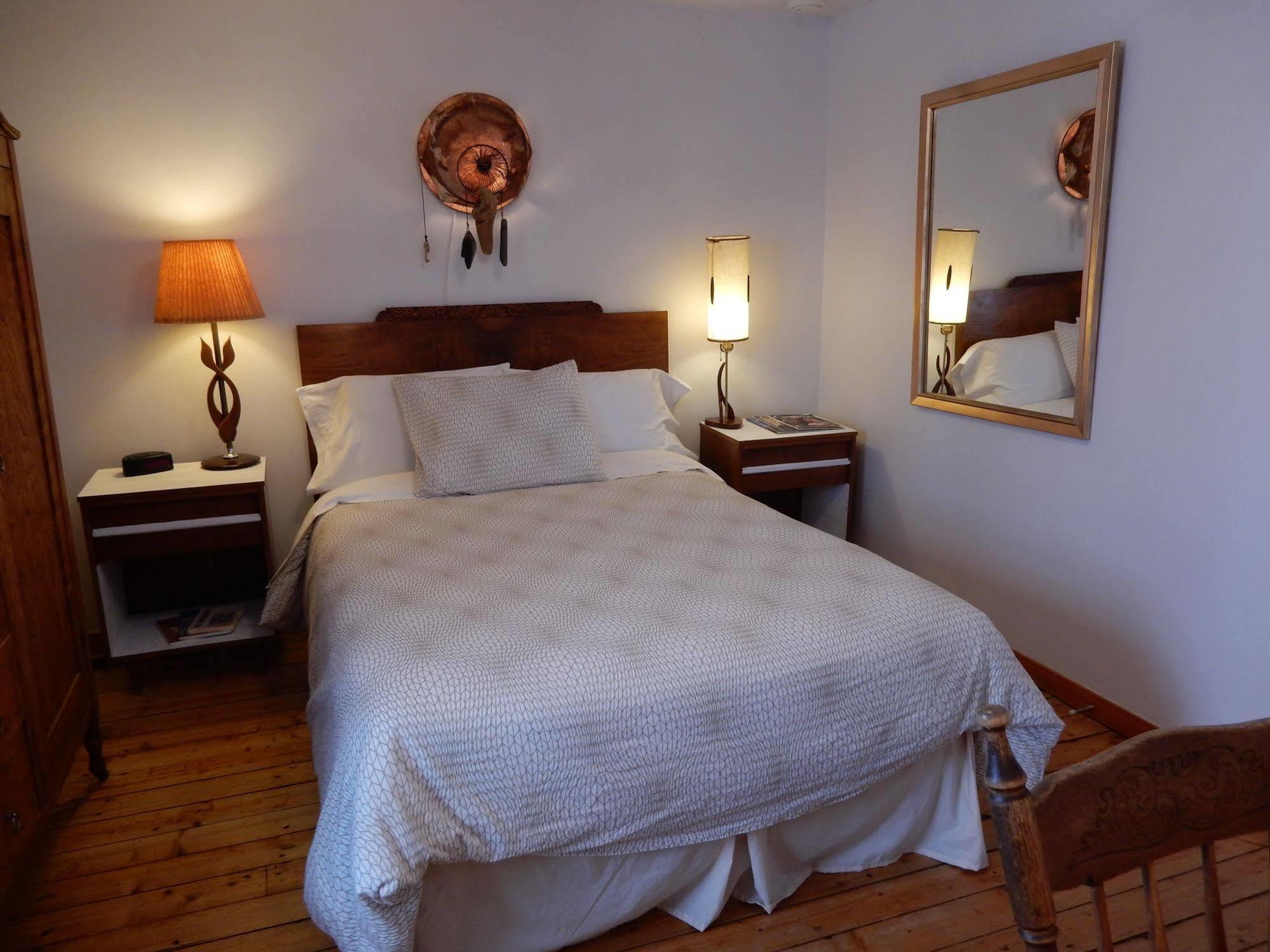 Almatoit Bed and Breakfast Exteriör bild
